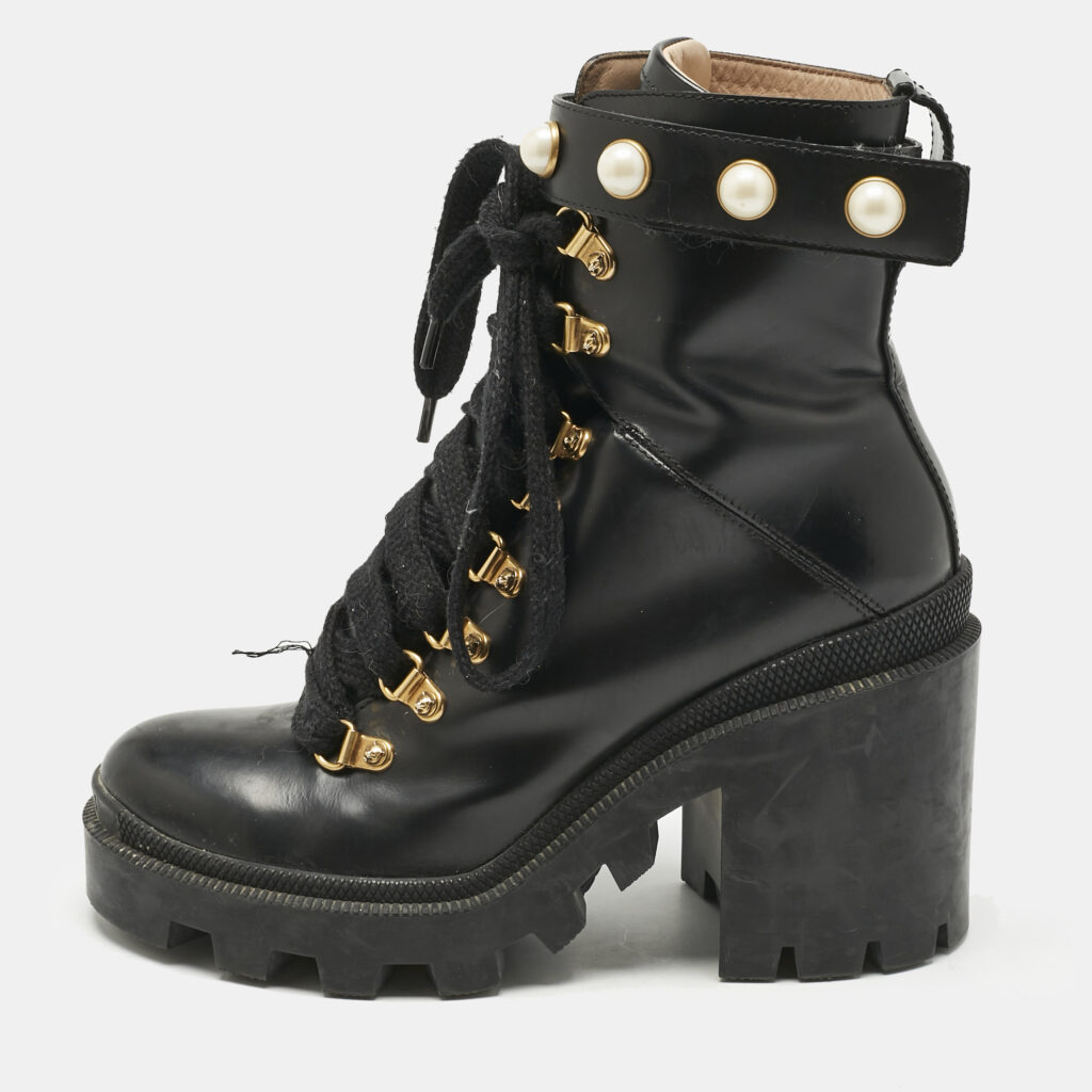 Gucci Black Leather Faux Pearl Embellished Trip Ankle Length Boots Size 36 Gucci Black Leather Faux Pearl Embellished Trip Ankle Length Boots Size 36