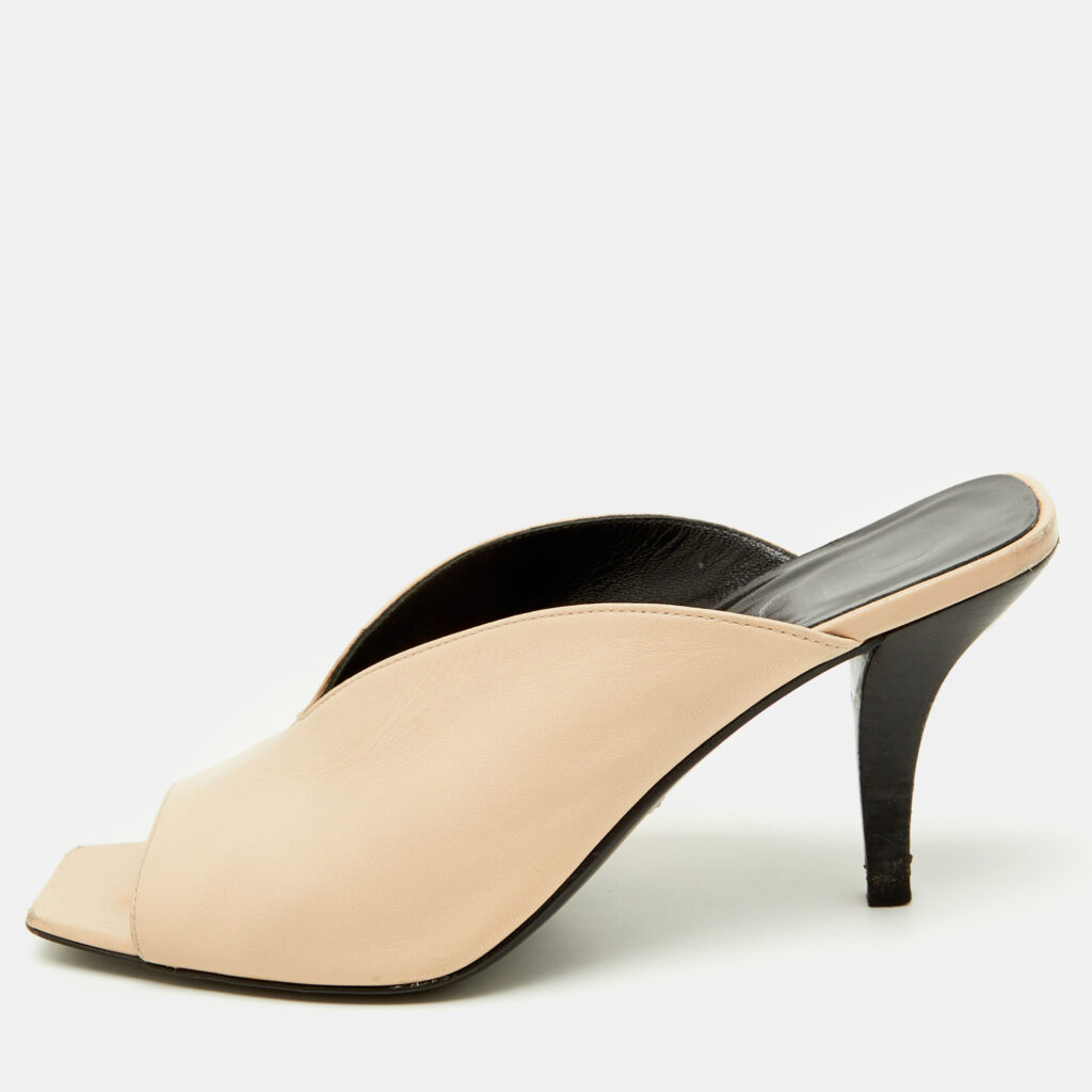 Gucci Beige Leather Open Toe Mules Size 36