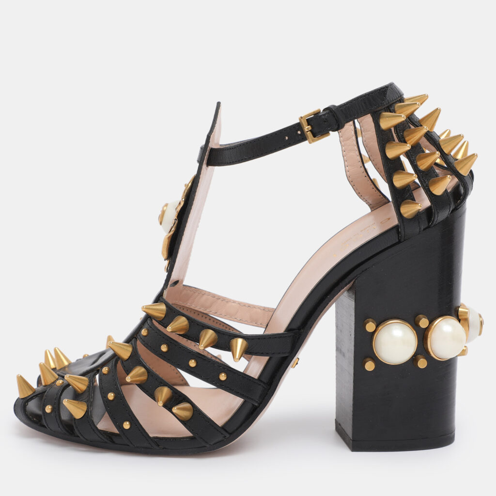 Gucci Black Leather Kendall Studded Sandals Size 38 Gucci Black Leather Kendall Studded Sandals Size 38