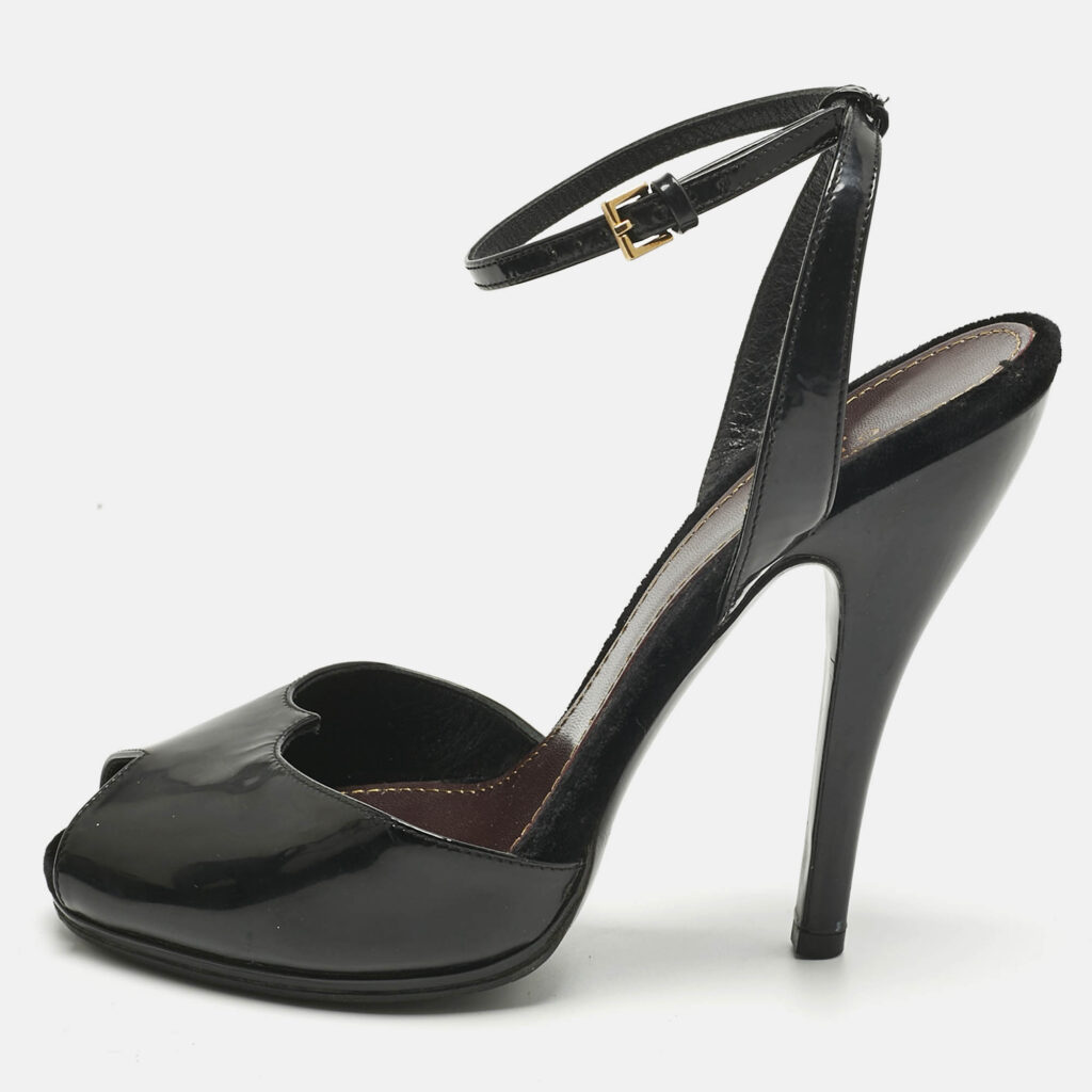 Gucci Black Patent Leather Peep Toe Ankle Strap Sandals Size 37.5 Gucci Black Patent Leather Peep Toe Ankle Strap Sandals Size 37.5