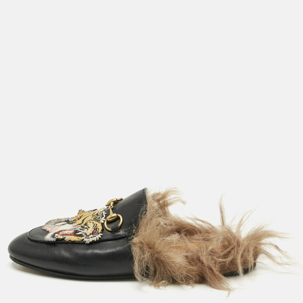 Gucci Black Fur and Leather Princetown Mules Size 37 Gucci Black Fur and Leather Princetown Mules Size 37