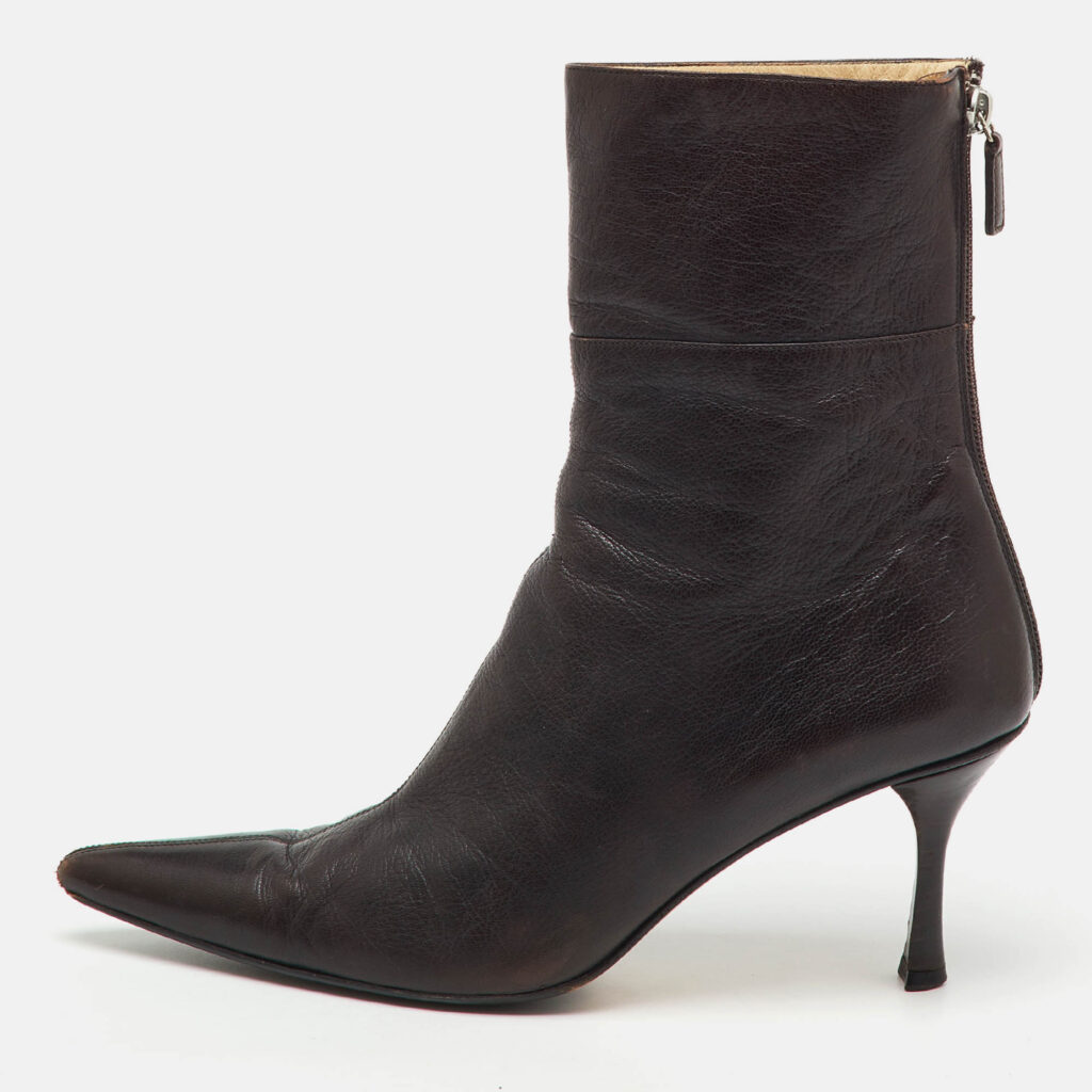 Gucci Dark Brown Leather Pointed Toe Ankle Length Boots Size 42 Gucci Dark Brown Leather Pointed Toe Ankle Length Boots Size 42