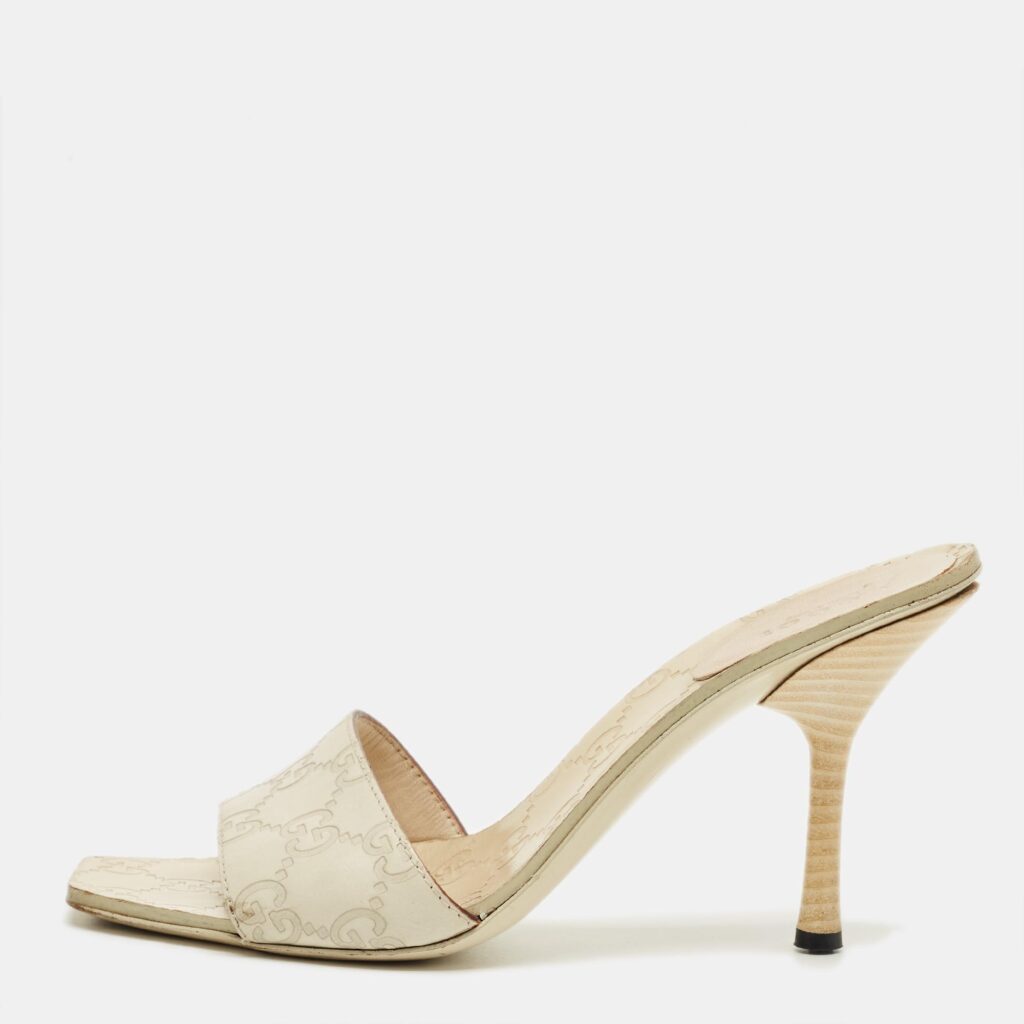 Gucci Cream Leather Interlocking G Slide Sandals Size 36