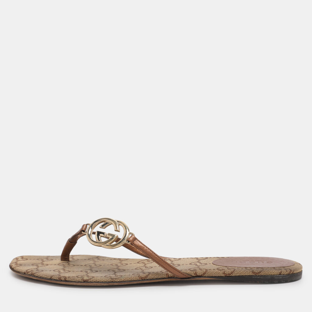 Gucci Brown Leather Interlocking GG Flat Thong Sandals Size 37.5 Gucci Brown Leather Interlocking GG Flat Thong Sandals Size 37.5