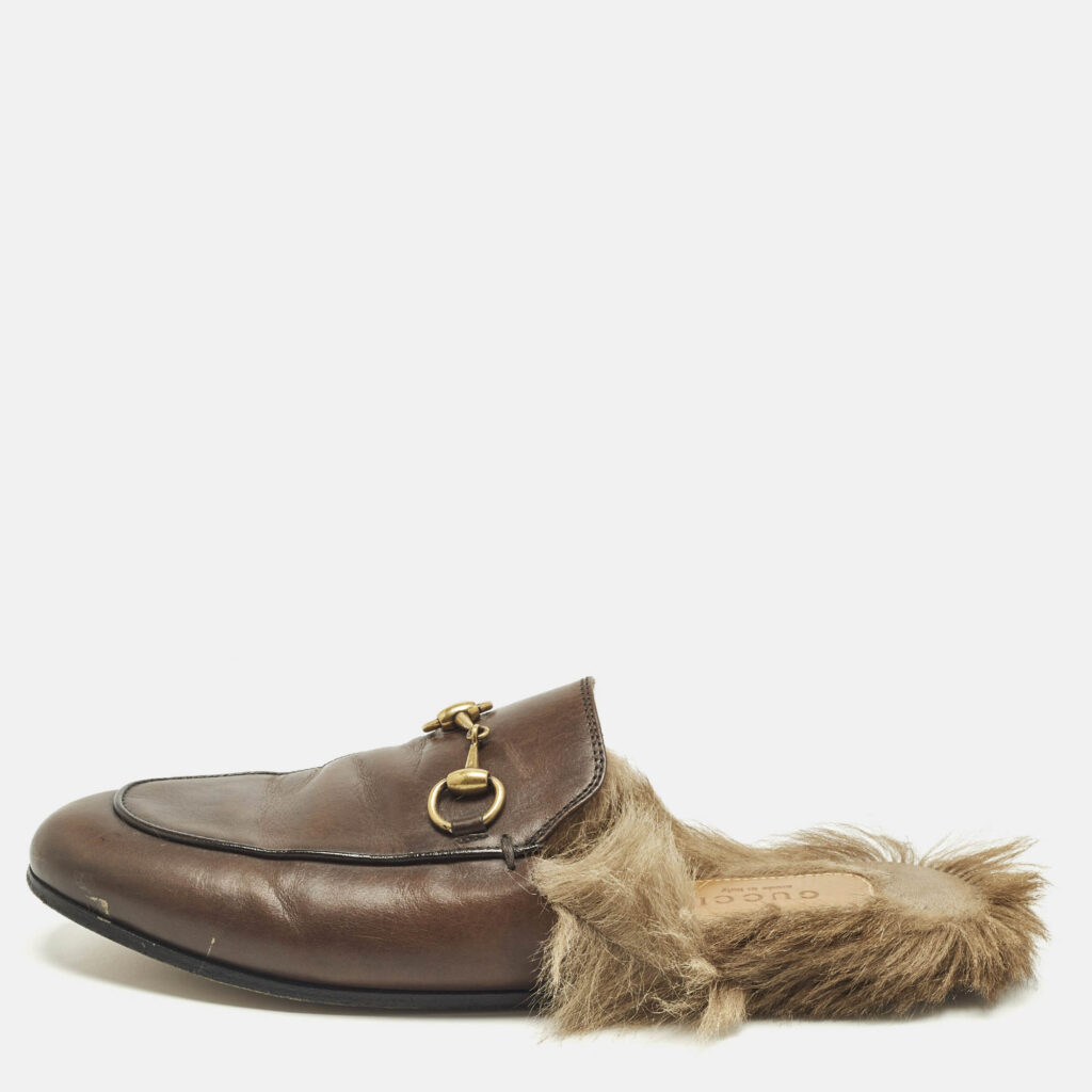 luxury-women-gucci-used-shoes-p1244826-010.jpg Gucci Brown Leather and Fur Princetown Horsebit Flat Mules Size 36