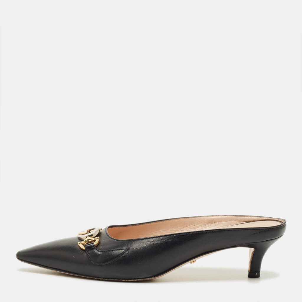 luxury-women-gucci-used-shoes-p1245655-001-1.jpg Gucci Zumi Interlocking G Size 36.5 Black Leather Mules