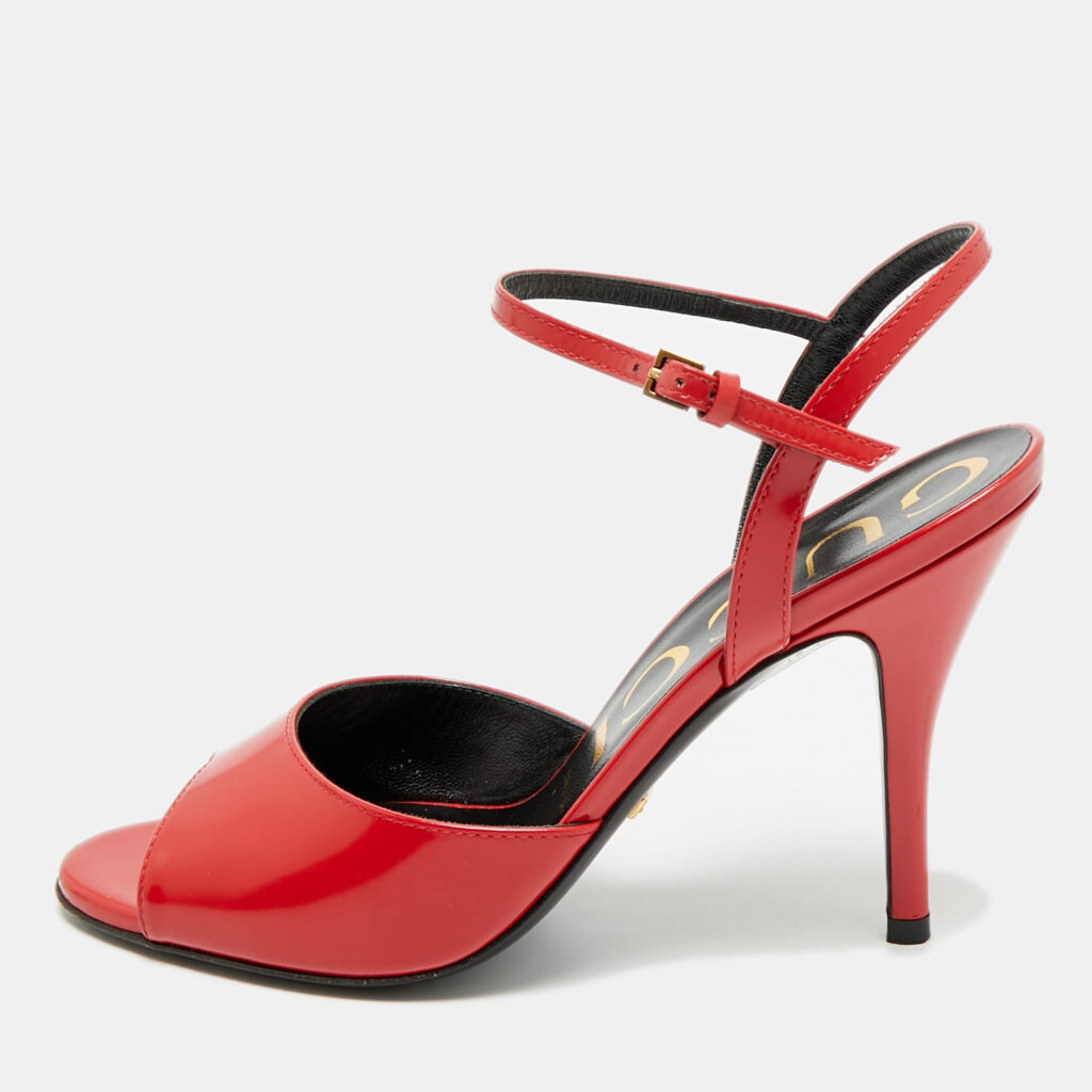 Gucci Size 37 Red Patent Leather Open Toe Ankle Strap Sandals