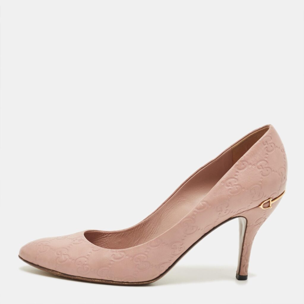 Gucci Guccissima Size 40.5 Beige Leather Pumps Gucci Guccissima Size 40.5 Beige Leather Pumps