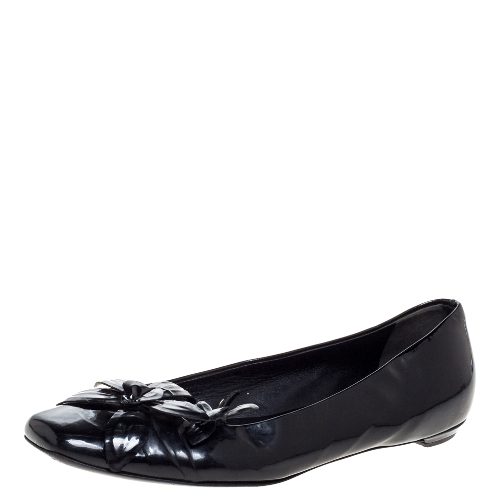 Gucci Black Patent Leather Flower Embellished Ballet Flats Size 37 Gucci Black Patent Leather Flower Embellished Ballet Flats Size 37