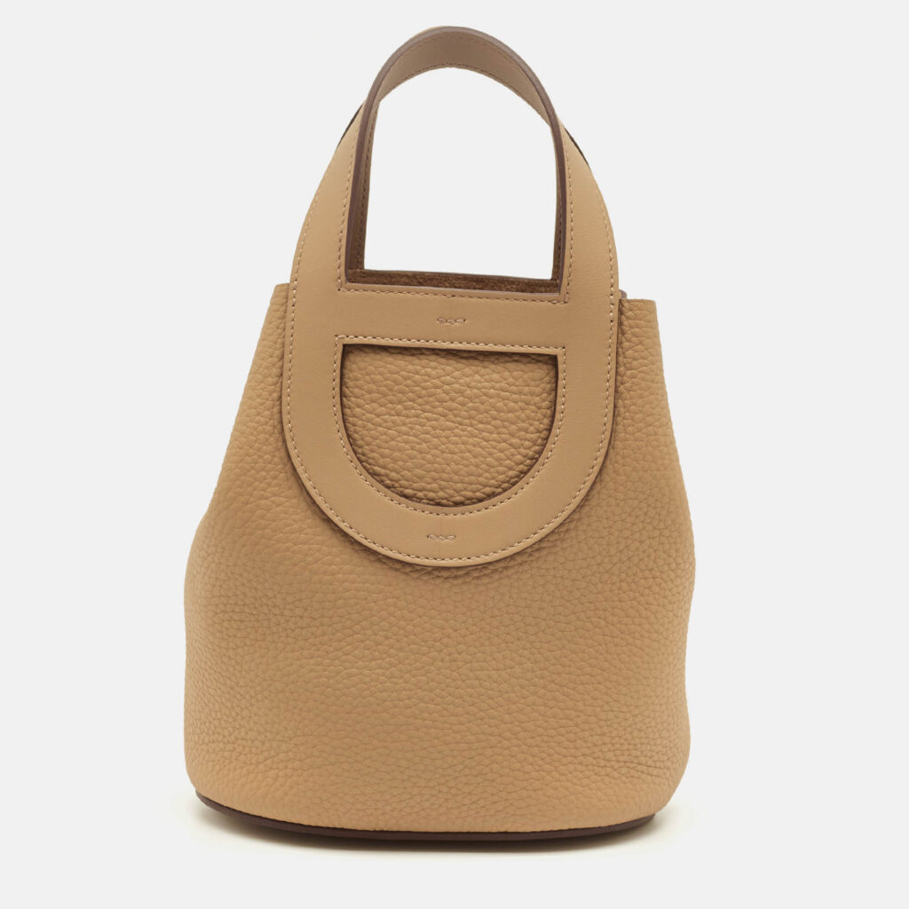 Hermès Biscuit Taurillon Clemence and Swift Leather In The Loop 18 Bag Hermès Biscuit Taurillon Clemence and Swift Leather In The Loop 18 Bag