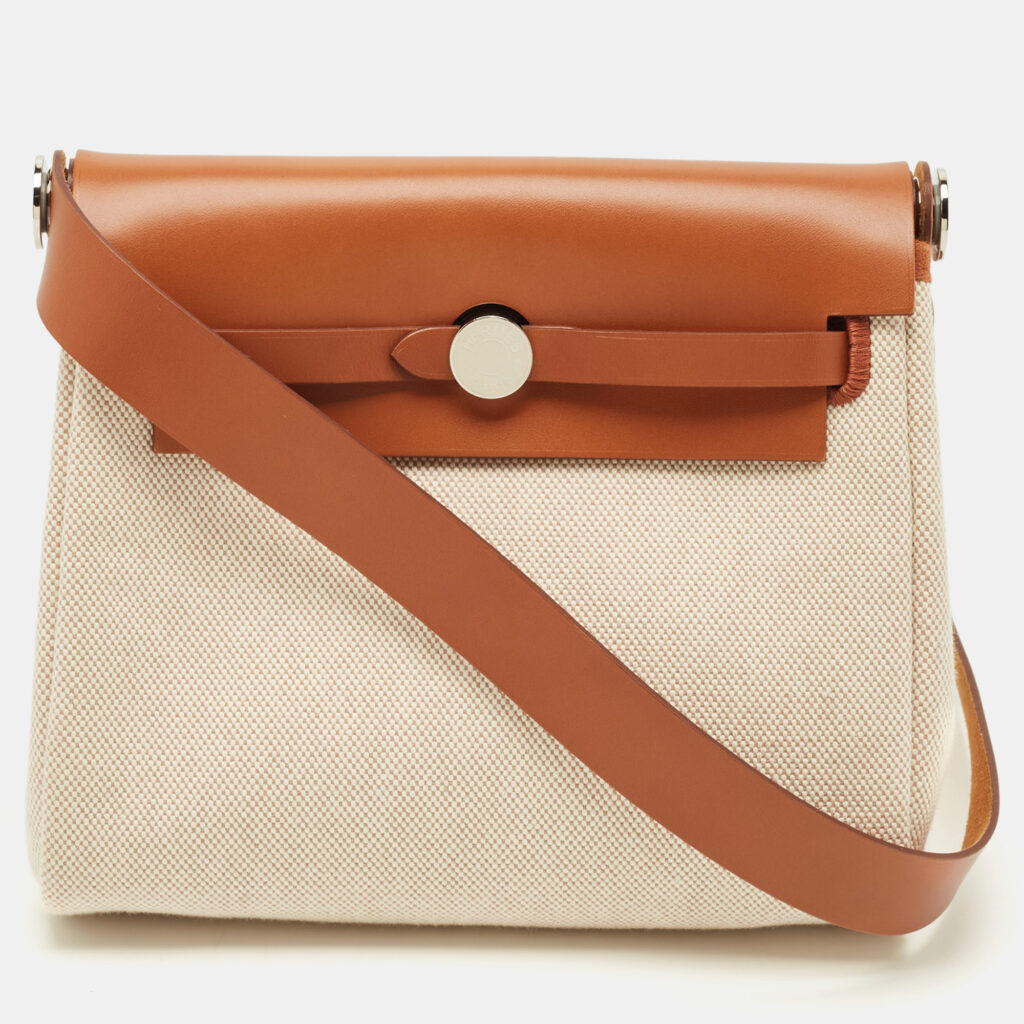 Hermès Ecru/Natural Toile Canvas and Vache Leather Herbag Zip 20 Bag Hermès Ecru/Natural Toile Canvas and Vache Leather Herbag Zip 20 Bag