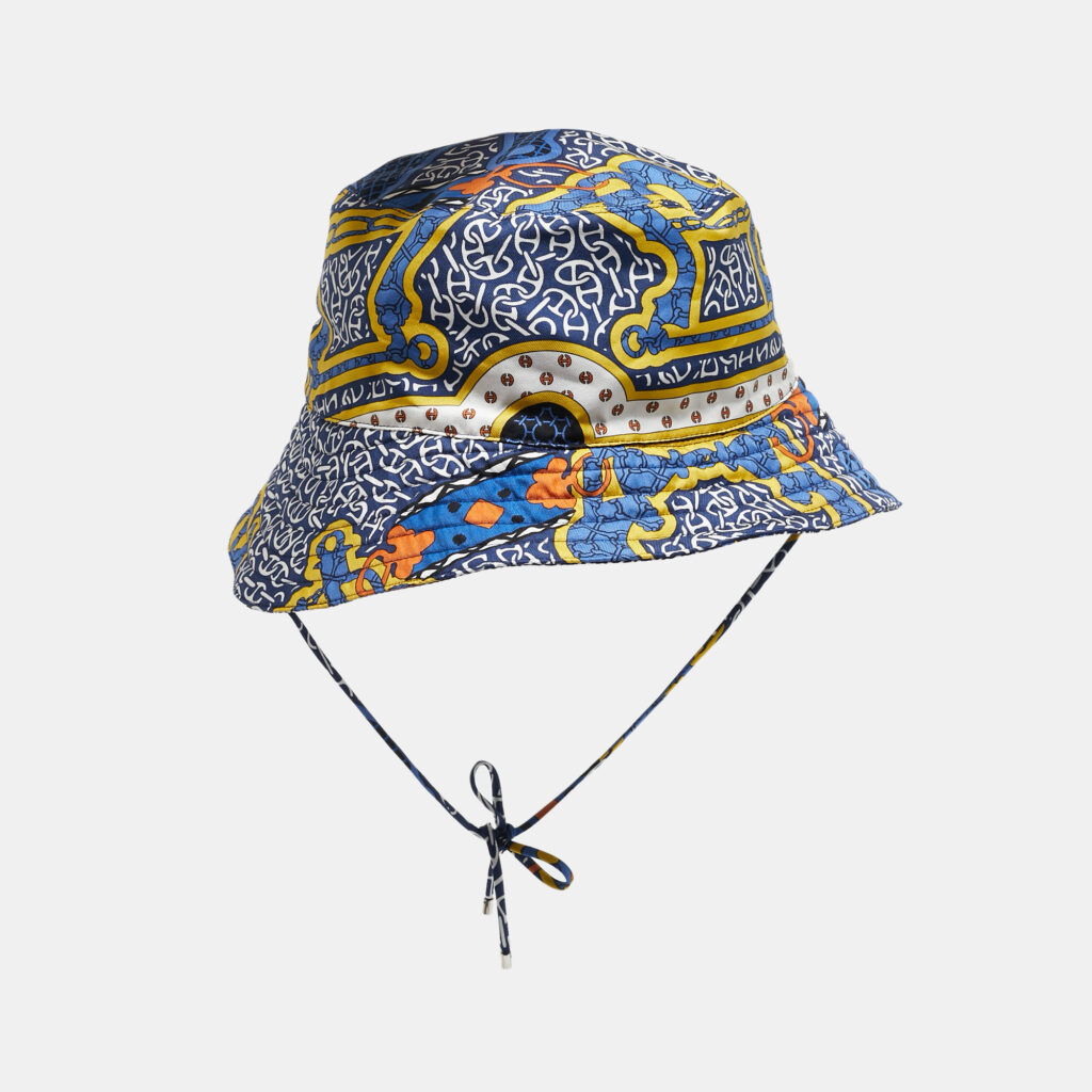 Hermes Bleu Sanremo Silk Ilaria Mors et Gourmettes Hat Hermes Bleu Sanremo Silk Ilaria Mors et Gourmettes Hat