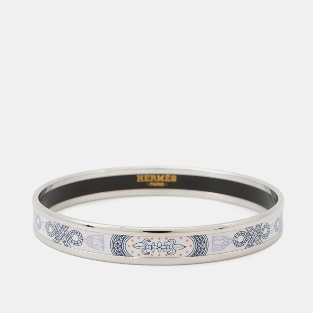 Hermes Enamel Extra Fun Gran Apara PM White Navy Metal Bracelet Hermes Enamel Extra Fun Gran Apara PM White Navy Metal Bracelet