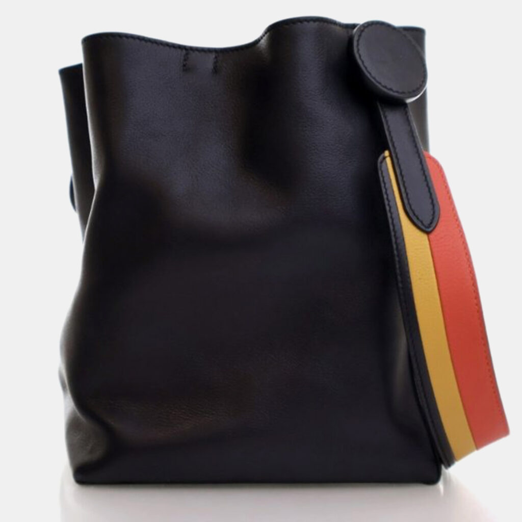 Hermes Licol 17 Black Swift Leather Shoulder Bag Hermes Licol 17 Black Swift Leather Shoulder Bag