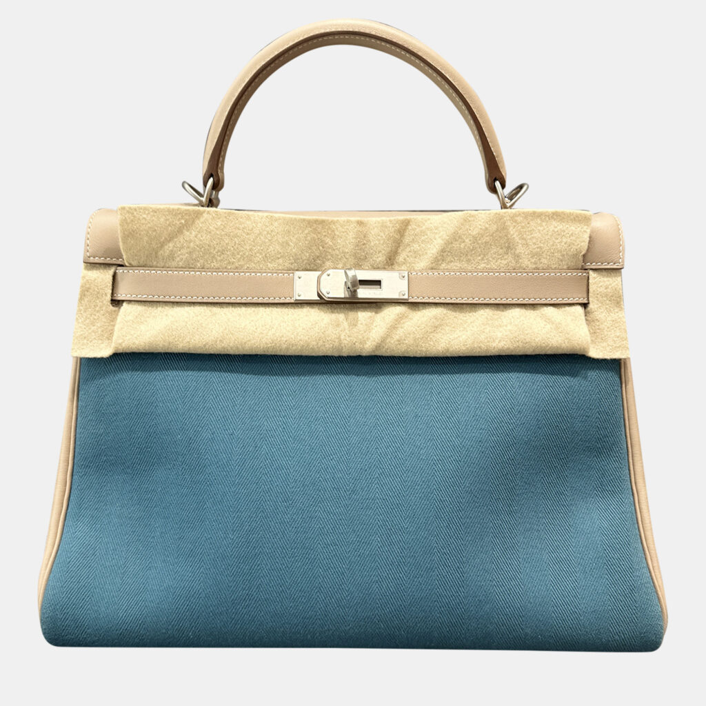 Hermes Kelly 32 Diamond Grey and Denim Blue Canvas Leather Handbag Hermes Kelly 32 Diamond Grey and Denim Blue Canvas Leather Handbag