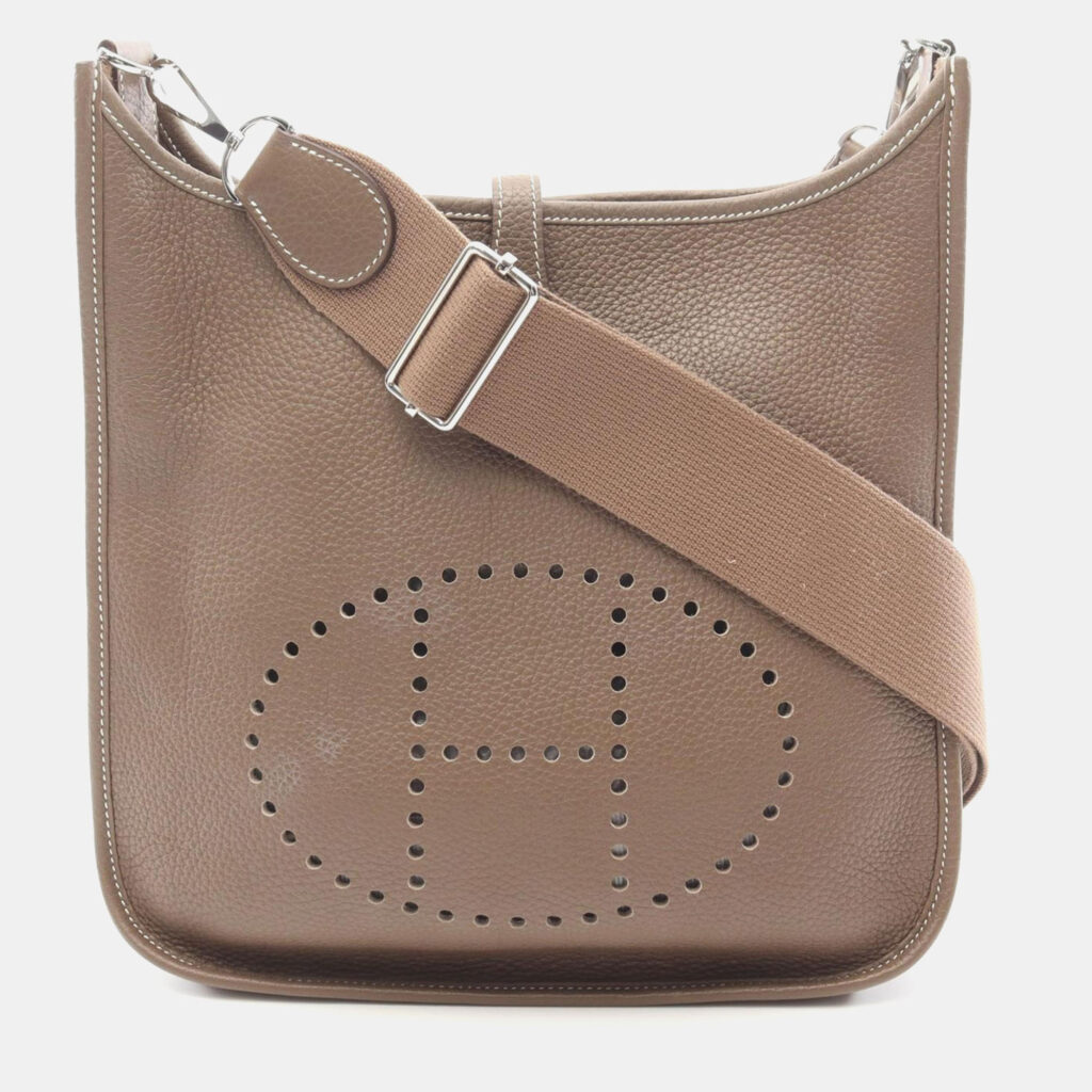 Hermes Evelyne 3 Troyes PM Shoulder Bag A Clemence Leather Etoupe Grey Shw Hermes Evelyne 3 Troyes PM Shoulder Bag A Clemence Leather Etoupe Grey Shw