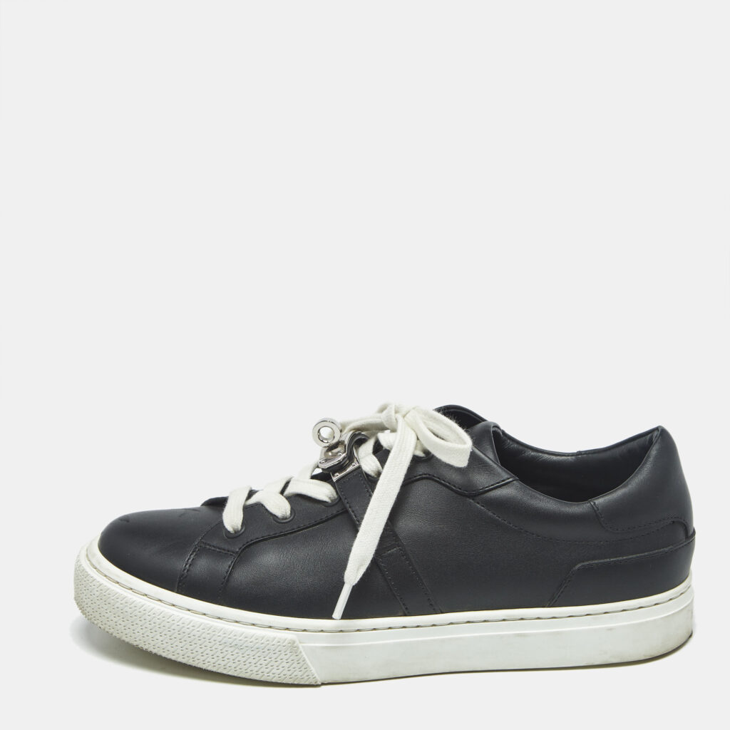 luxury-women-hermes-used-shoes-p1190018-001-1.jpg Hermes Black Leather Day Low Top Sneakers Size 36