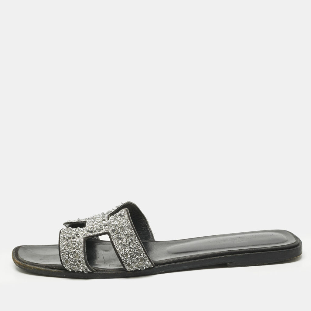 Hermes Silver Leather Crystal Embellished Oran Flat Slide Size 41.5 Hermes Silver Leather Crystal Embellished Oran Flat Slide Size 41.5
