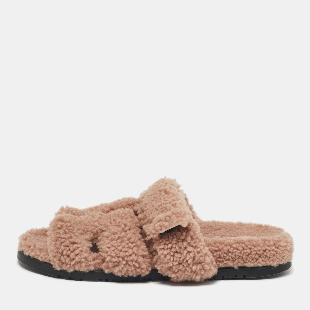 Hermes Beige Shearling Fur Chypre Flat Sandals Size 39