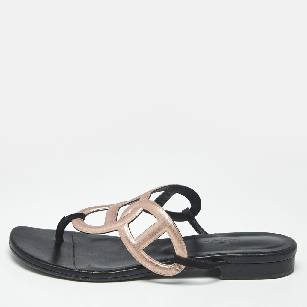 Hermes Metallic Pink Suede Beach Flat Slides Size 38 Hermes Metallic Pink Suede Beach Flat Slides Size 38