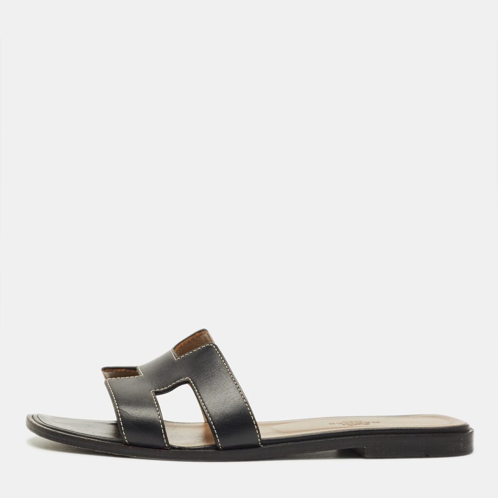 Hermes Black Leather Oran Flat Slide Size 38 Hermes Black Leather Oran Flat Slide Size 38