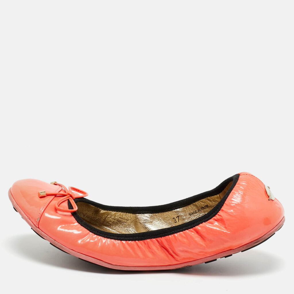 Jimmy Choo Neon Pink Patent Leather Scrunch Ballet Flats Size 37 Jimmy Choo Neon Pink Patent Leather Scrunch Ballet Flats Size 37