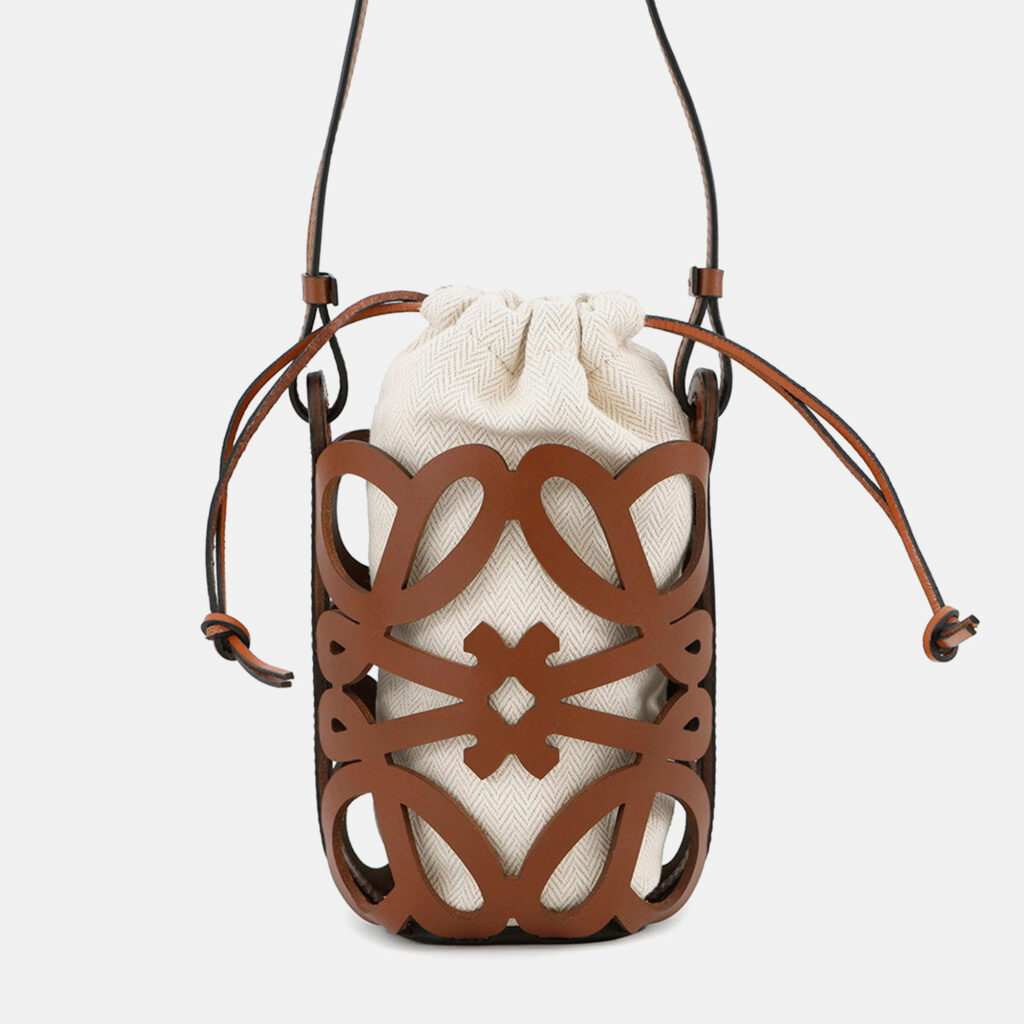 Loewe Anagram Cut-Out Pocket Brown Calf Leather Loewe Anagram Cut-Out Pocket Brown Calf Leather