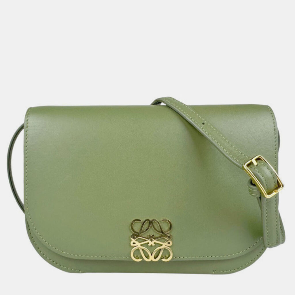 luxury-women-loewe-used-handbags-p1248446-001-1.jpg Loewe Shoulder Bag Goya Small Leather Khaki Gold
