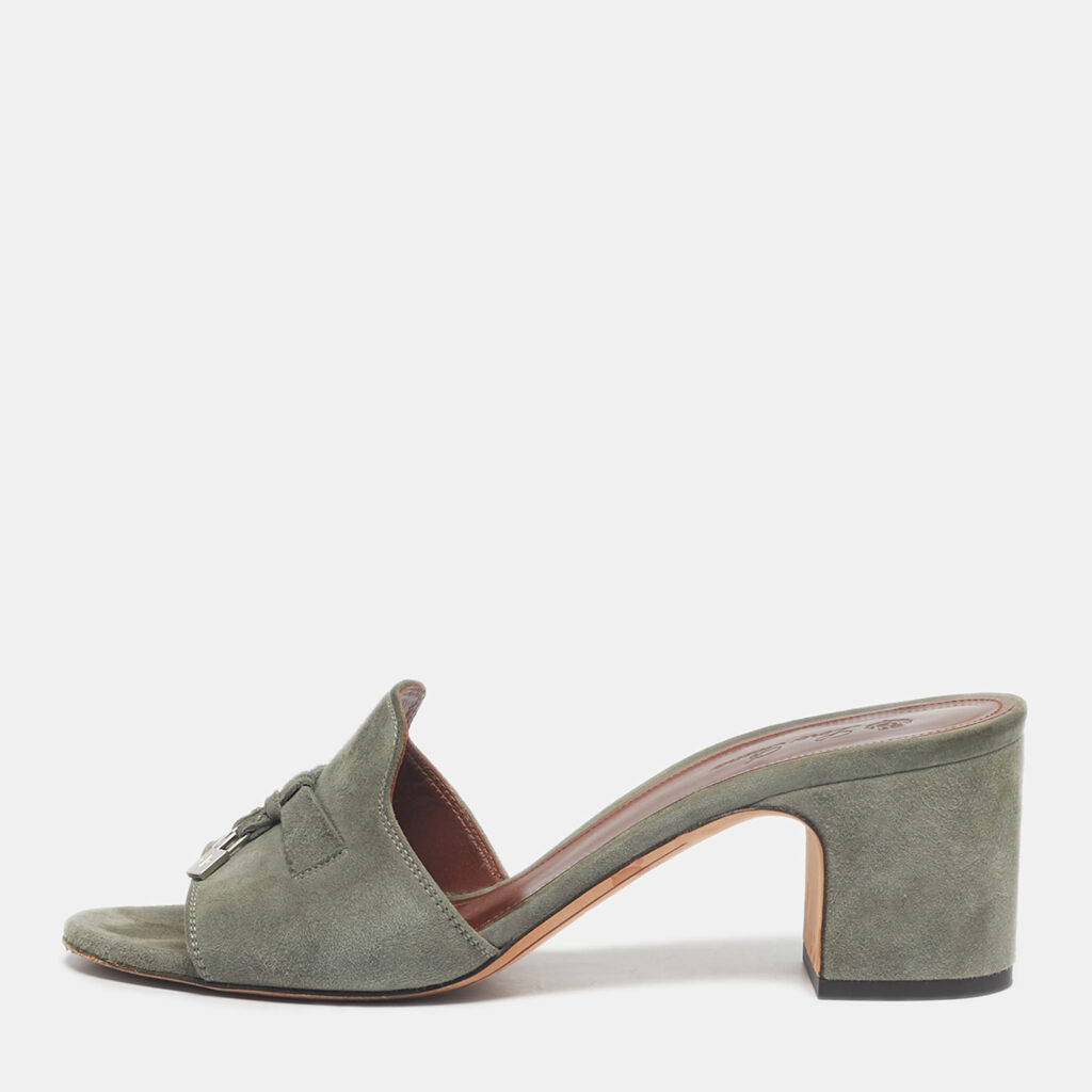 Loro Piana Green Suede Summer Charms Walk Slide Sandals Size 37.5 Loro Piana Green Suede Summer Charms Walk Slide Sandals Size 37.5