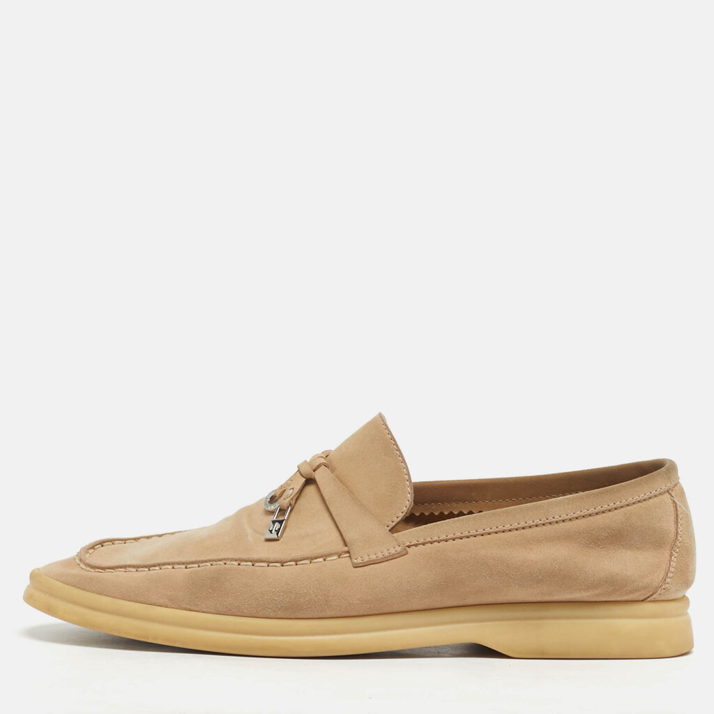 Loro Piana Beige Suede Summer Charms Walk Loafers Size 39.5 Loro Piana Beige Suede Summer Charms Walk Loafers Size 39.5