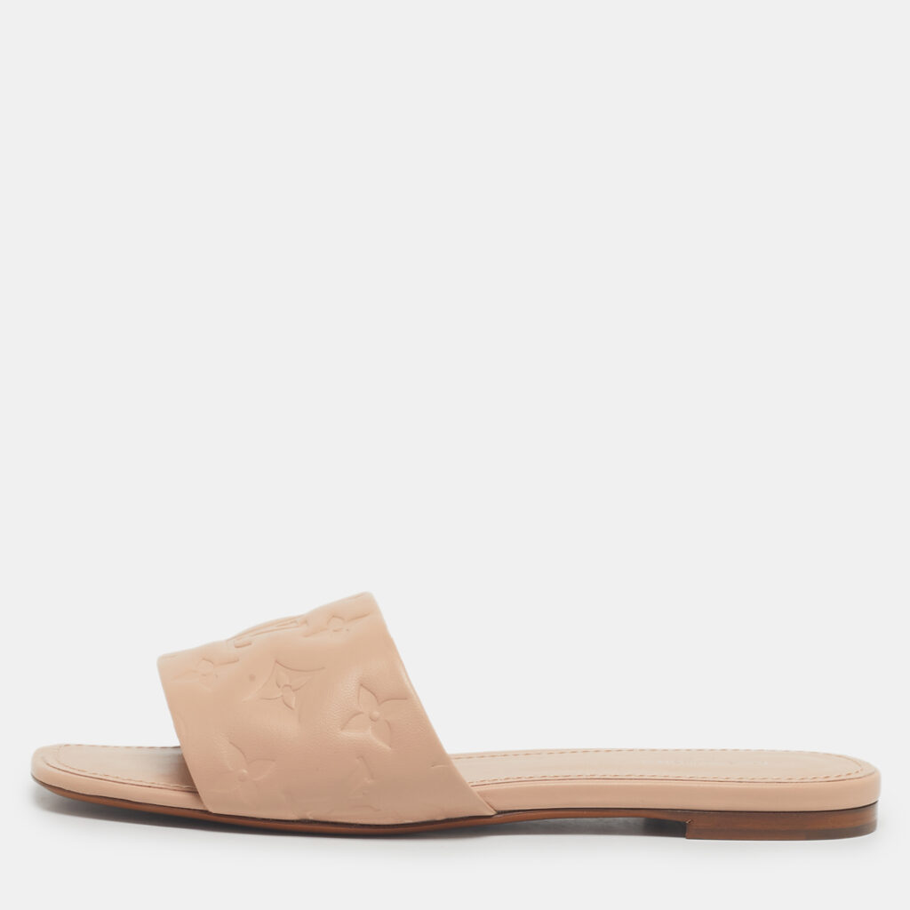 Louis Vuitton Dusty Pink Monogram Embossed Leather Revival Flat Slides Size 38 Louis Vuitton Dusty Pink Monogram Embossed Leather Revival Flat Slides Size 38