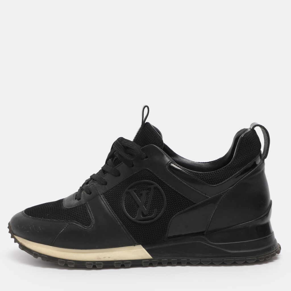 Louis Vuitton Run Away Size 39 Black Leather and Mesh Low Top Sneakers Louis Vuitton Run Away Size 39 Black Leather and Mesh Low Top Sneakers