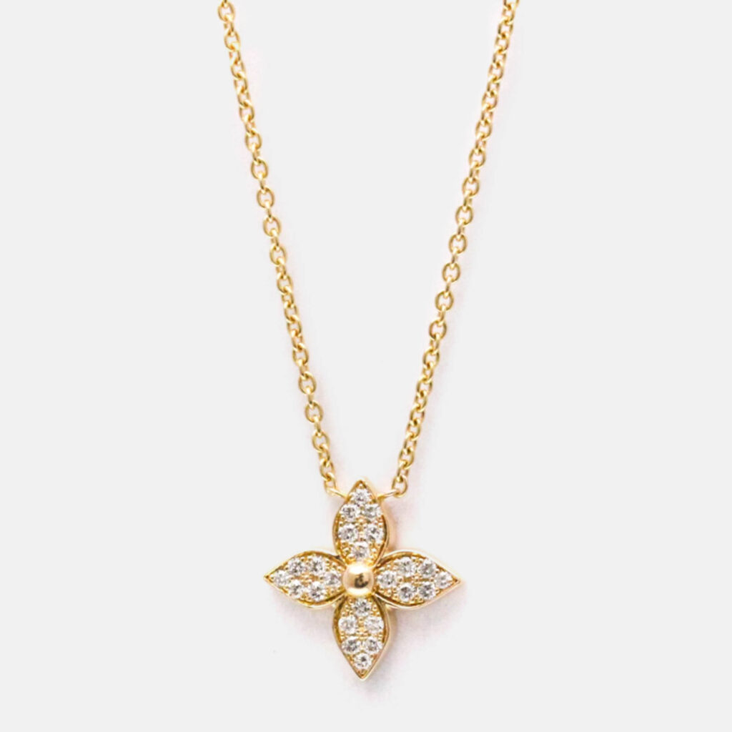Louis Vuitton Star Blossom 18K Rose Gold and Diamond Pendant Necklace Louis Vuitton Star Blossom 18K Rose Gold and Diamond Pendant Necklace