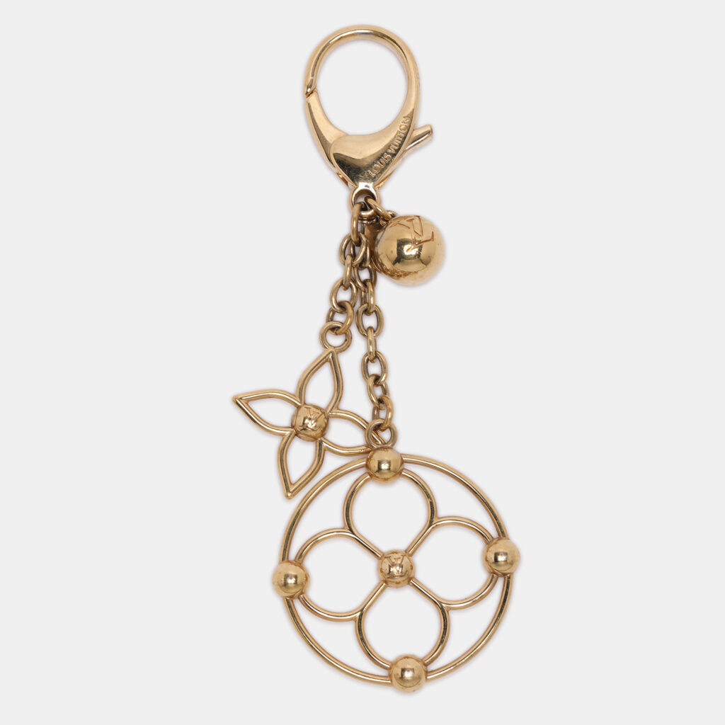 luxury-women-louis-vuitton-used-accessories-p1222387-008-1.jpg Louis Vuitton Bloomy Gold Tone Bag Charm