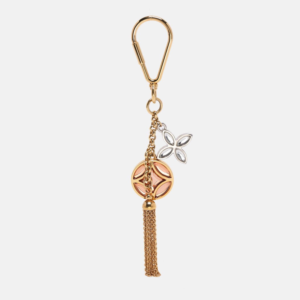 luxury-women-louis-vuitton-used-accessories-p1223382-001.jpg Louis Vuitton Monogram Crystal Gold Metal Finish Tassel Key Holder and Bag Charm