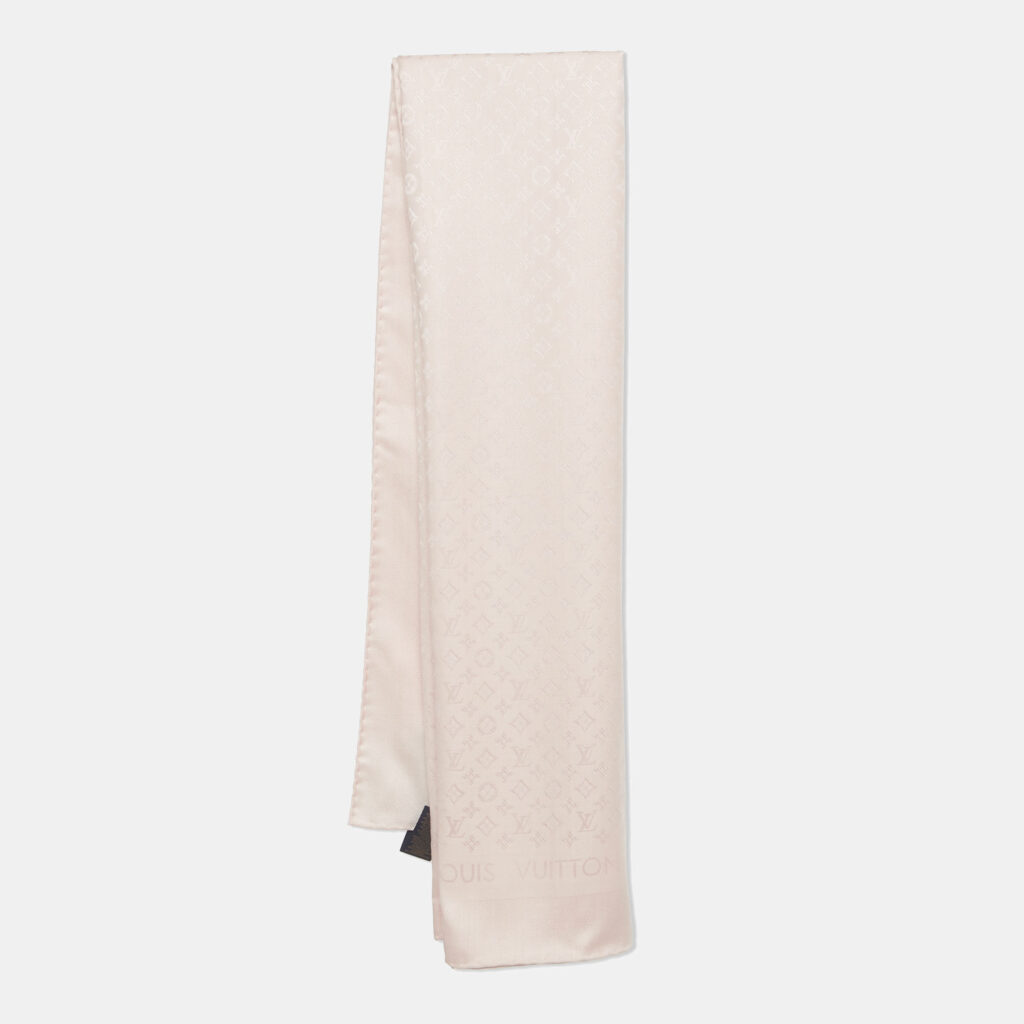 Louis Vuitton Pink Monogram Silk & Wool Evermore Shawl Louis Vuitton Pink Monogram Silk & Wool Evermore Shawl