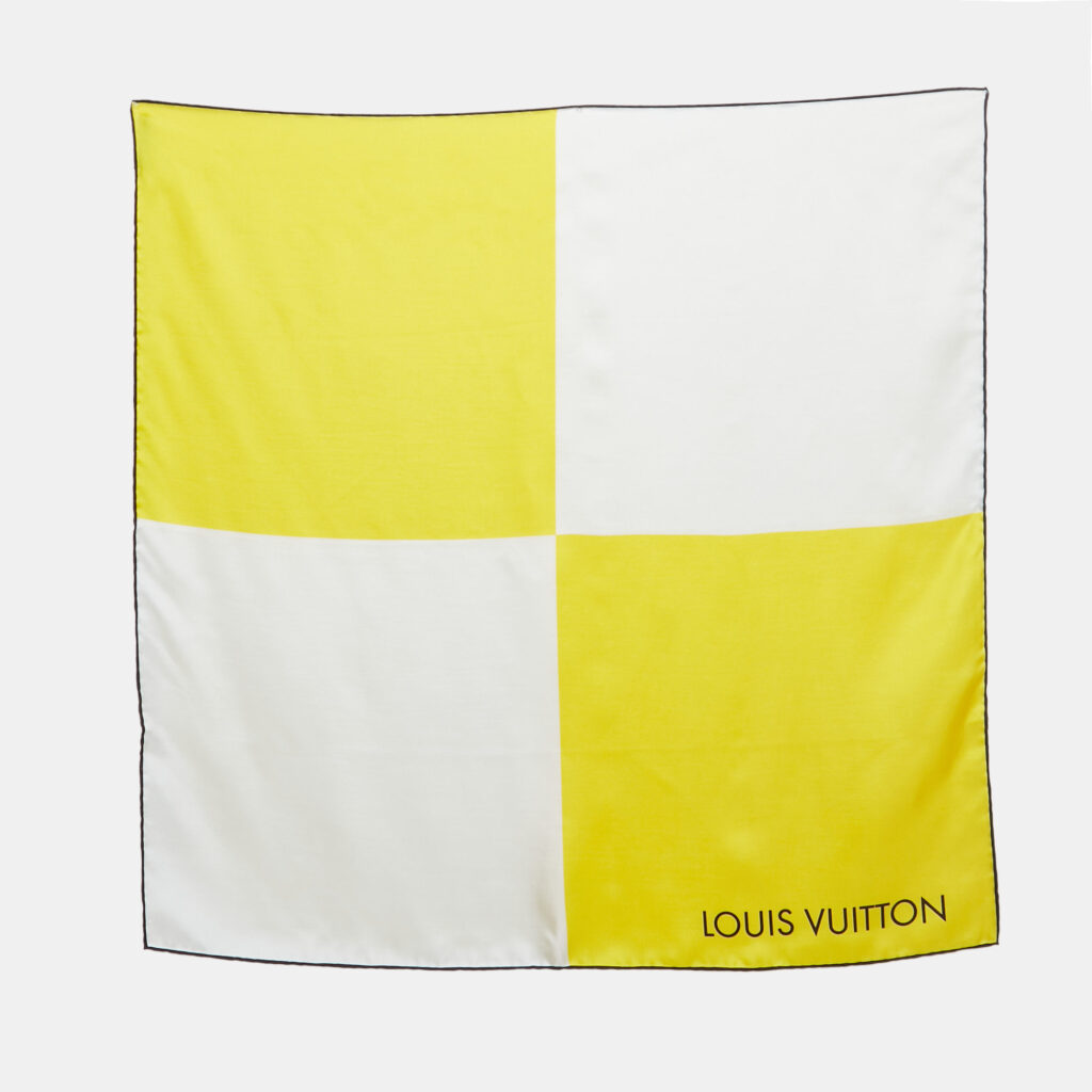 luxury-women-louis-vuitton-used-accessories-p1246871-001-1.jpg Louis Vuitton Yellow/White Checkered Silk Square Scarf