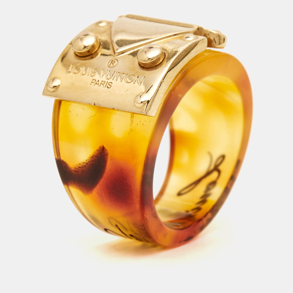 Louis Vuitton Lock Me Tortoise Brown Resin Ring Size 56 Louis Vuitton Lock Me Tortoise Brown Resin Ring Size 56