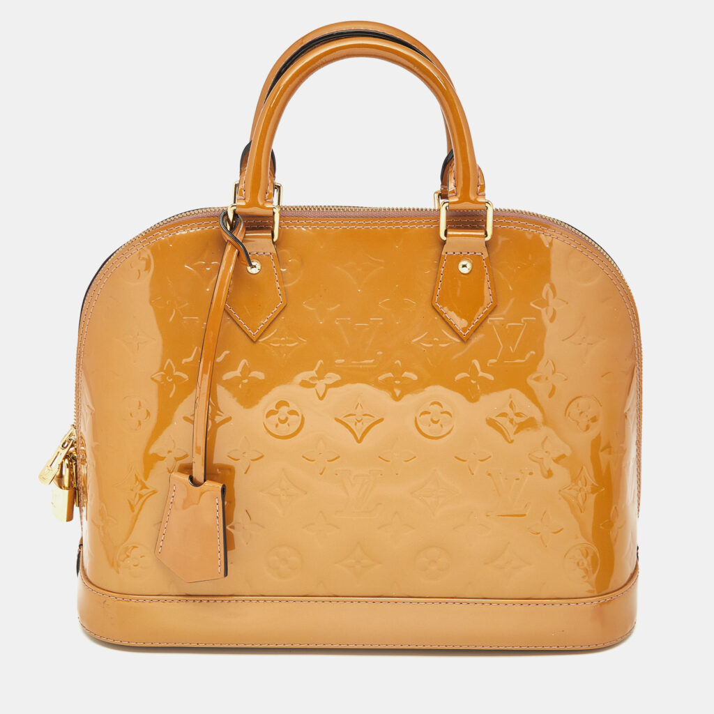 Louis Vuitton Beige Poudre Monogram Vernis Alma PM Bag Louis Vuitton Beige Poudre Monogram Vernis Alma PM Bag