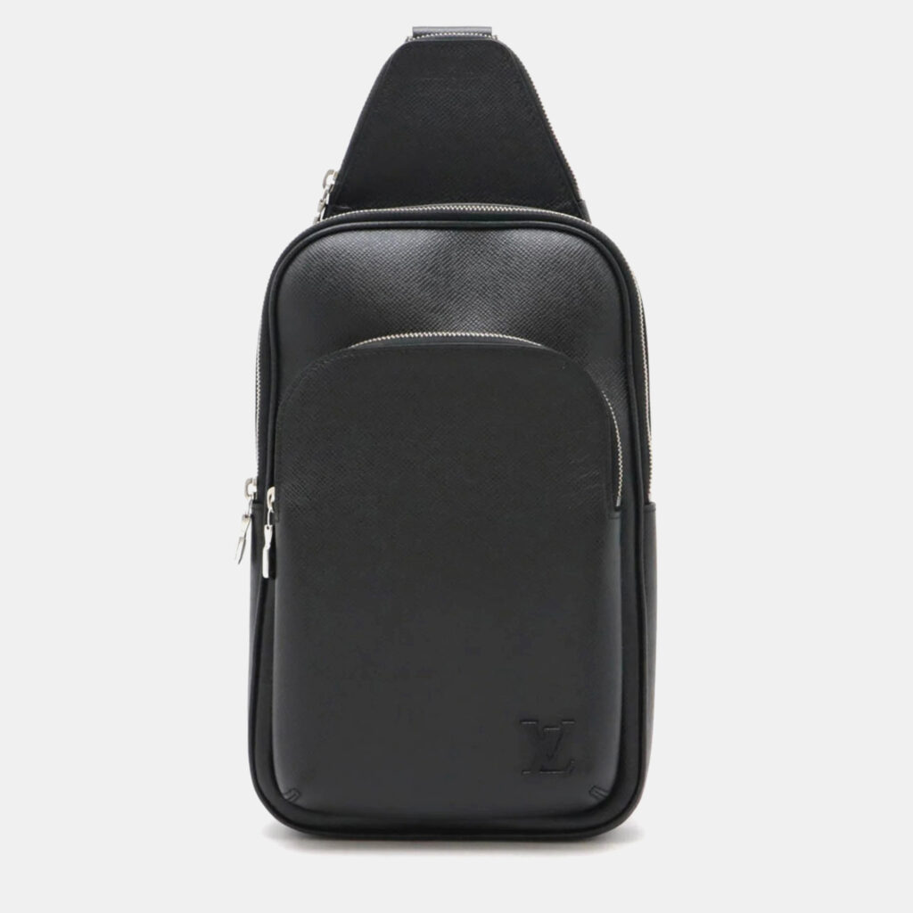 Louis Vuitton Avenue Black Taiga Leather Sling Bag Louis Vuitton Avenue Black Taiga Leather Sling Bag