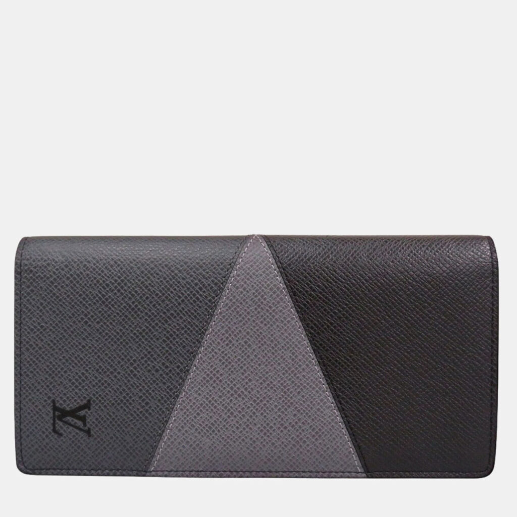 Louis Vuitton Plaza NM Grey Taiga Leather Long Wallet Louis Vuitton Plaza NM Grey Taiga Leather Long Wallet