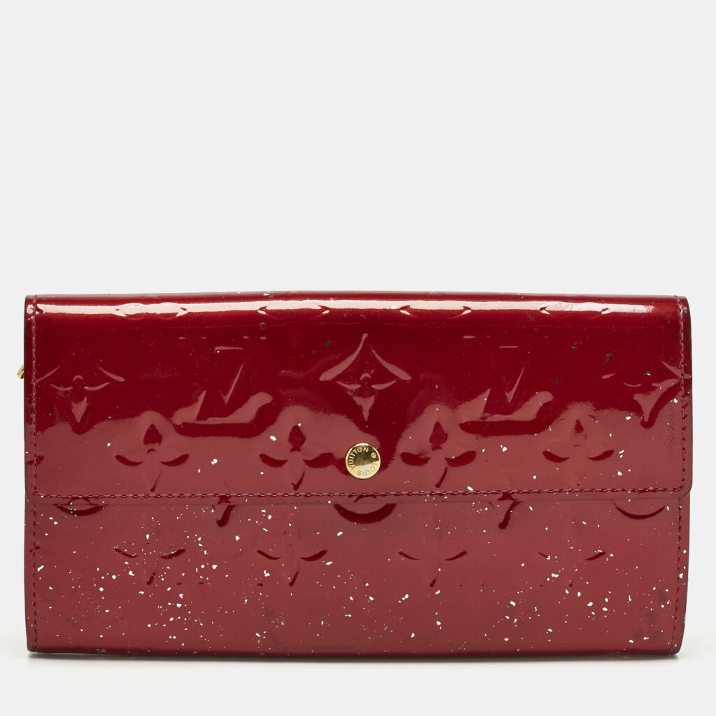 Louis Vuitton Pomme D’amour Monogram Vernis Leather Sarah Wallet Louis Vuitton Pomme D’amour Monogram Vernis Leather Sarah Wallet