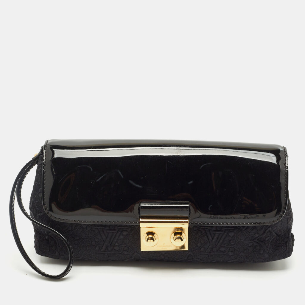 Louis Vuitton Black Monogram Nylon and Vernis Dentelle Pochette Louis Vuitton Black Monogram Nylon and Vernis Dentelle Pochette