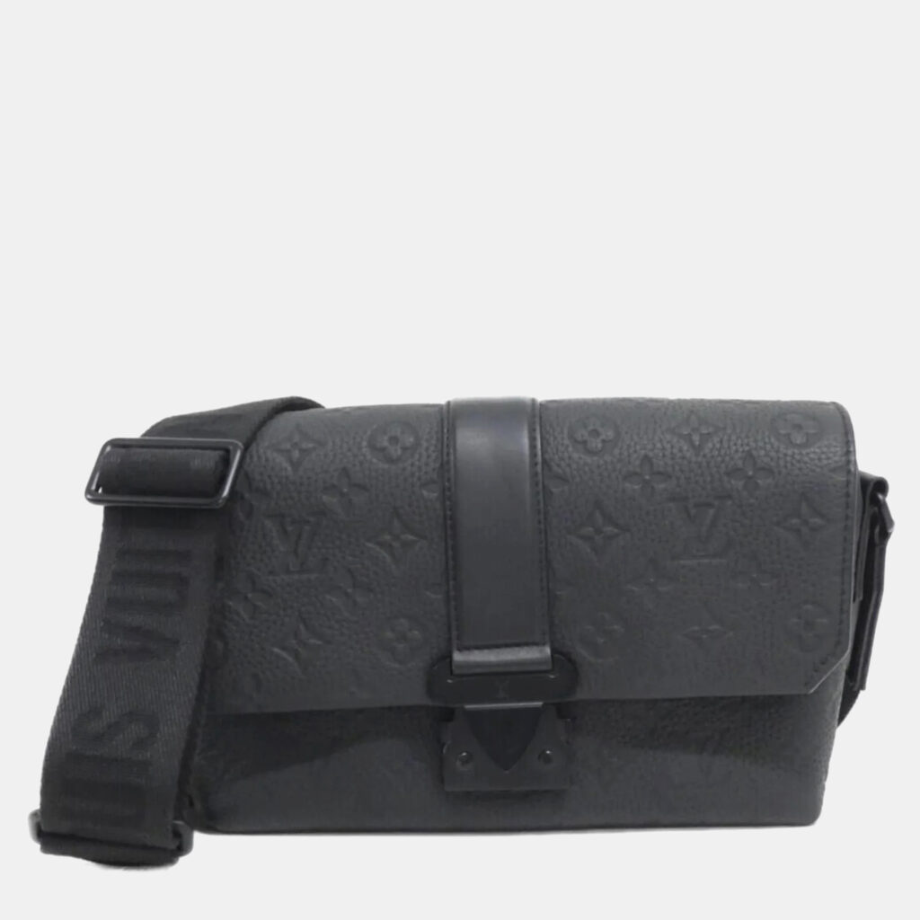 Louis Vuitton S-Cape Messenger Black Taurillon Leather Shoulder Bag Louis Vuitton S-Cape Messenger Black Taurillon Leather Shoulder Bag