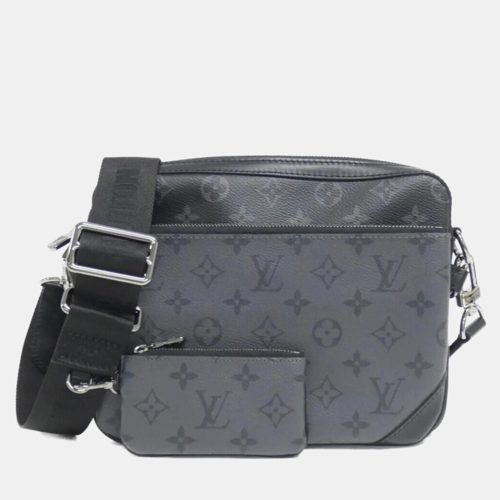 Louis Vuitton Trio Messenger Gris Monogram Eclipse Reverse Leather Shoulder Bag Louis Vuitton Trio Messenger Gris Monogram Eclipse Reverse Leather Shoulder Bag