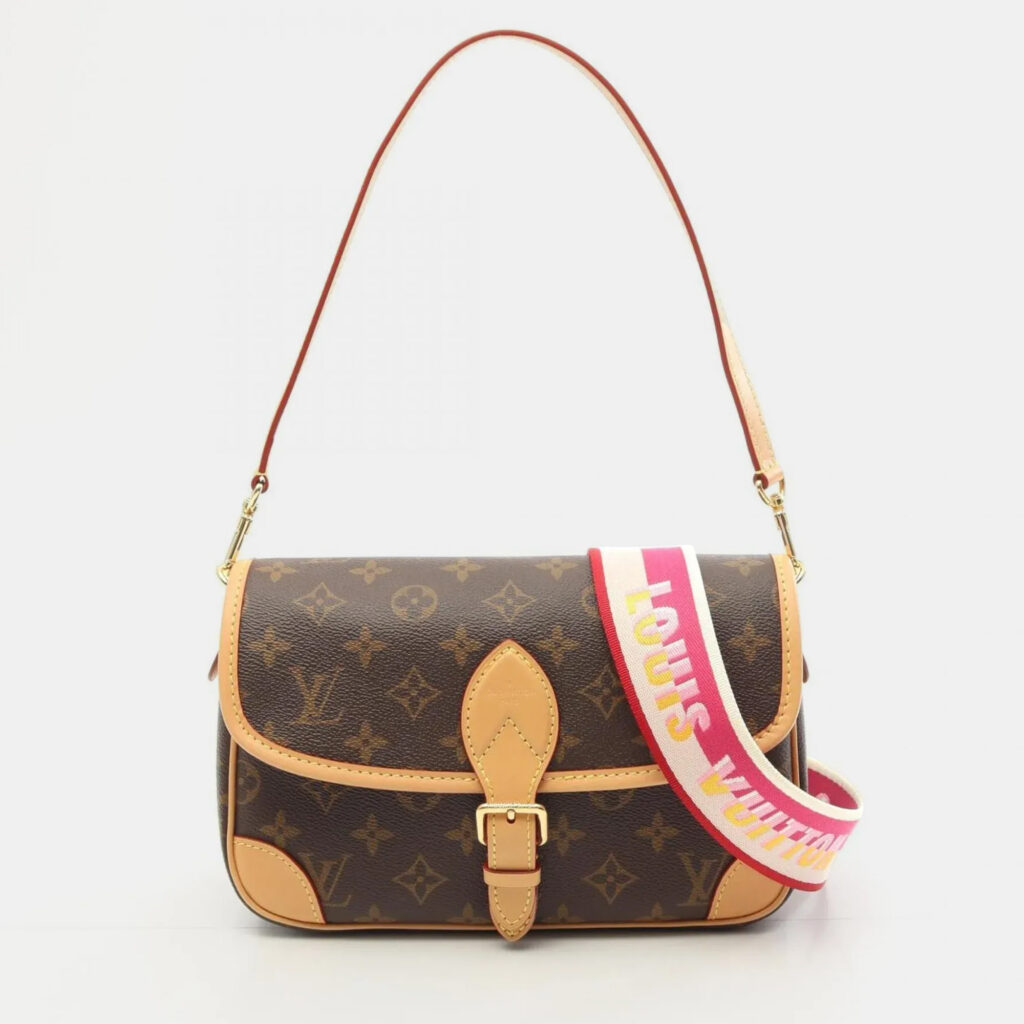 Louis Vuitton Diane PM Brown Monogram Coated Canvas Shoulder Bag Louis Vuitton Diane PM Brown Monogram Coated Canvas Shoulder Bag