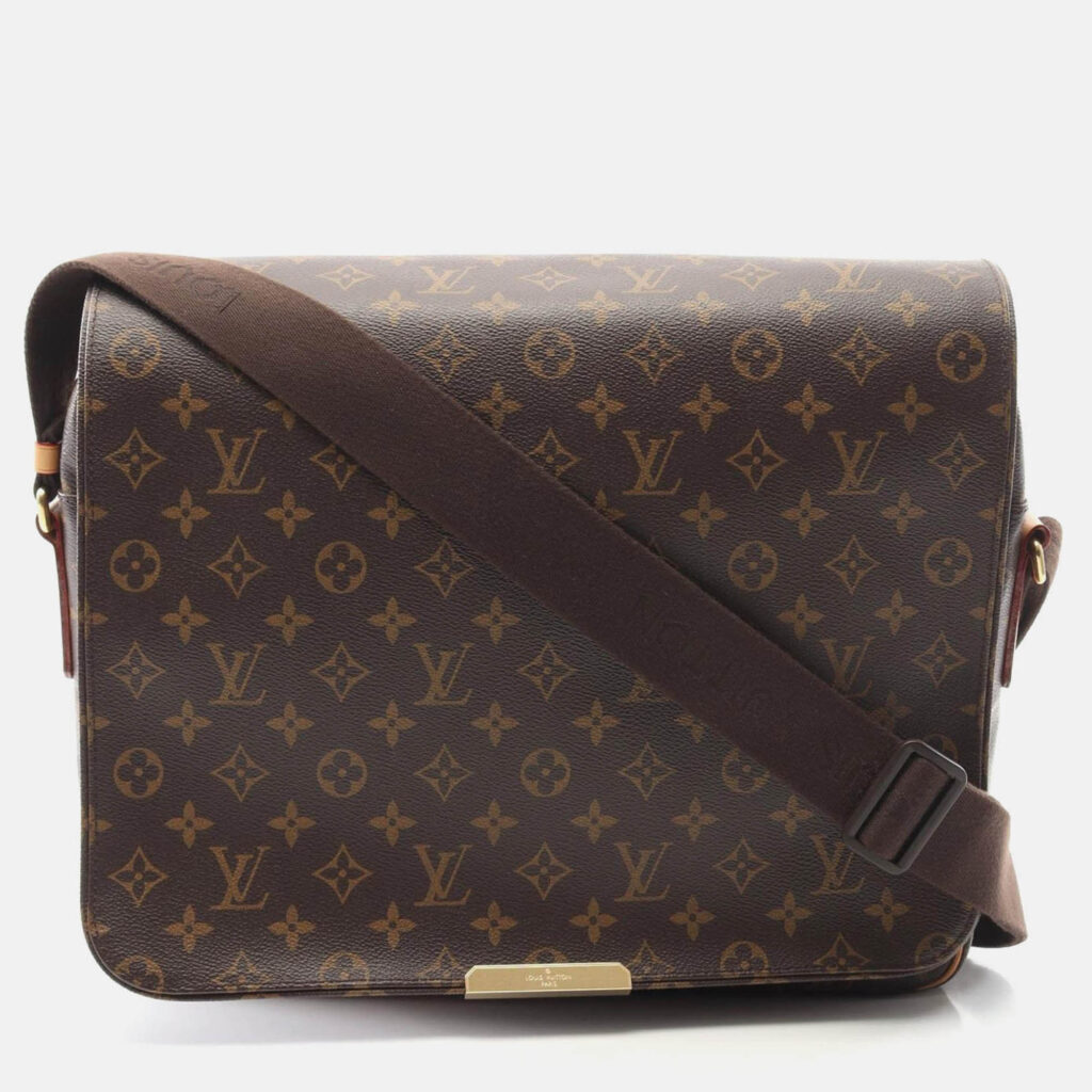 Louis Vuitton Aves Crossbody Shoulder Bag Monogram Canvas
