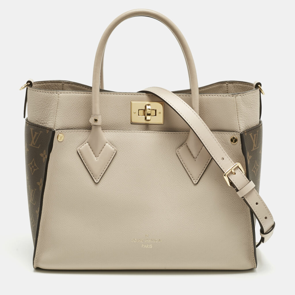 Louis Vuitton Greige Leather and Monogram Canvas On My Side MM Tote Bag Louis Vuitton Greige Leather and Monogram Canvas On My Side MM Tote Bag