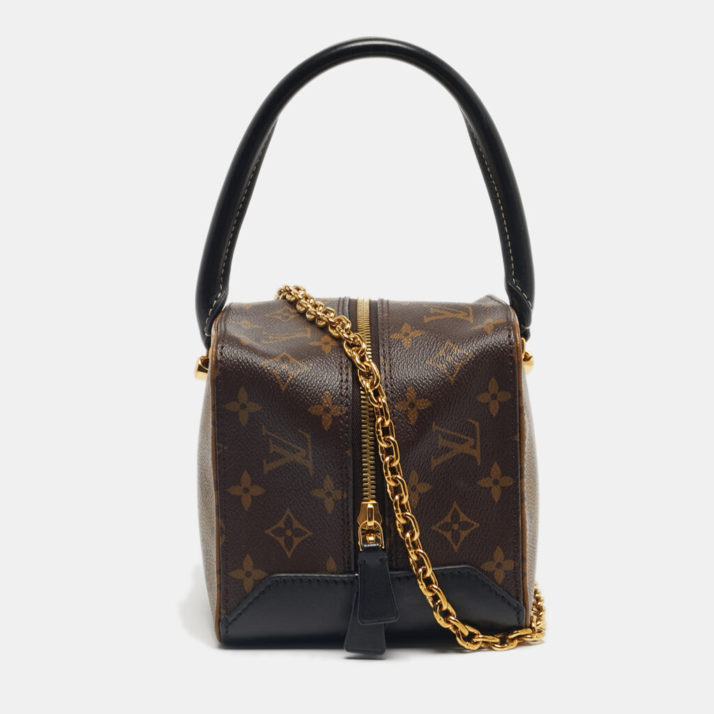 luxury-women-louis-vuitton-used-handbags-p1224906-004-1.jpg Louis Vuitton Reverse Monogram Canvas Square Bag