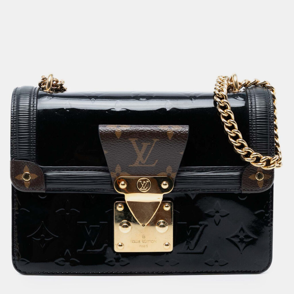 Louis Vuitton Wynwood Monogram Vernis Leather Shoulder Bag Louis Vuitton Wynwood Monogram Vernis Leather Shoulder Bag
